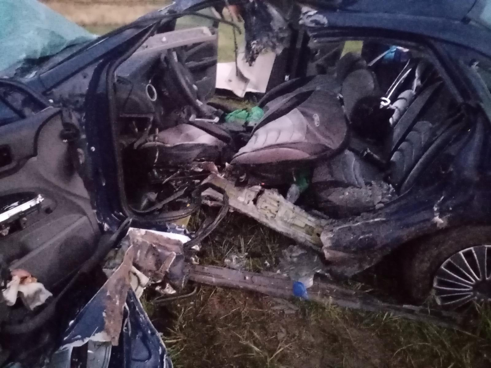 48-летний водитель автомобиля «Форд Фокус» погиб при столкновении с опорой ЛЭП на трассе «Морозовск-Цимлянск-Волгодонск»