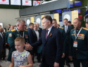 Герои Дона: Юрий Слюсарь запустил региональную кадровую программу для участников СВО 