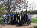 Молодёжь Морозовска навела порядок в городском парке 