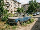 Жителям Морозовска объяснили, как законно избавиться от автохлама