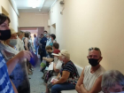Очереди на вакцинацию против коронавируса прокомменировали в поликлинике Морозовского района