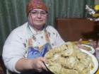 Нина Петровна Гарибян научила корреспондента "Блокнота Морозовска" правильно готовить манты