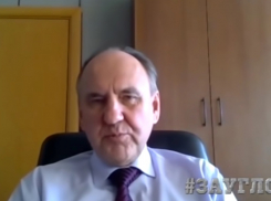 «Байкал может и должен быть только лабораторией устойчивого развития. Никакого бизнеса. Это своего рода храм, который нельзя осквернять».