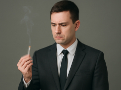 В Госдуме предложили запретить курение россиянам, родившимся после 2007 года