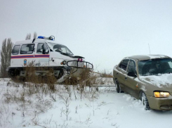 Передвижные пункты обогрева и спецтехника придут на помощь водителям во время непогоды в Ростовской области