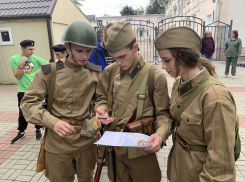 Увлекательную квест-игру «Я-помню. Я-горжусь!» прошли студенты Морозовского агропромышленного техникума