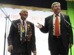 90-летний юбилей одного из старейших марафонцев планеты отпраздновали в Морозовске