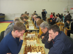 Трое морозовчан стали призерами по быстрым шахматам 