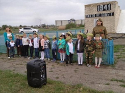 Словами благодарности участникам Великой Отечественной войны начался митинг в хуторе Морозов