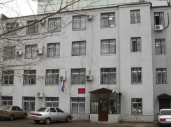 36-летний морозовчанин предстанет перед судом за избиение полицейского, из-за которого тот потом умер