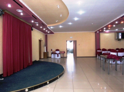 Изюминкой праздника к Международному женскому дню в «Триумфе» станет таинственный приглашенный артист 