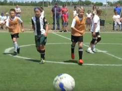 Появилось видео с моментами игры «Каменки» на кубке «Эдельвейса» в Морозовске