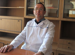 Молодых врачей нужно стимулировать материально, - новый заведующий поликлиникой в Морозовске