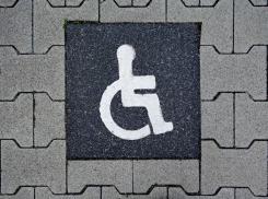 Новые требования на использование инвалидами бесплатных парковочных мест вступили в силу в этом году