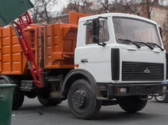 Вывоз мусора в отдаленных поселениях Ростовской области начали осуществлять мобильные бригады