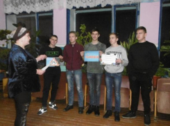 Познавательную программу «История Правил Дорожного Движения» провели в Доме культуры станицы Вольно-Донской