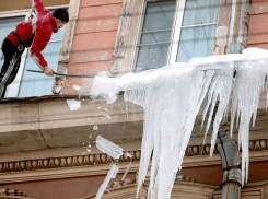 Морозовчан попросили не подходить близко к стенам зданий