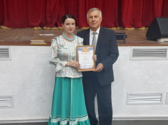 Глава администрации Морозовского района поблагодарил работников культуры за участие в фестивале «Донские зори»
