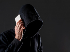 38-летний морозовчанин заплатил за «замену» сим-карты более 1 миллиона рублей