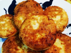 Простой и вкусный рецепт сырников посоветовала морозовчанка Вера Згонникова