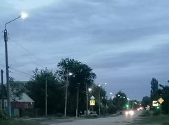 Установлено 47 новых осветительных фонарей на улице Пламя Революции в Морозовске