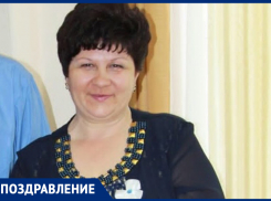 Марину Николаевну Симончик с юбилеем поздравила ее семья
