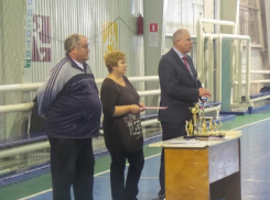 Мэр Морозовска Юрий Соколовский наградил победителей городской спартакиады-2018