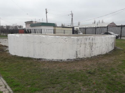 Для украшения летней танцевальной площадки Морозовска понадобился художник-граффист