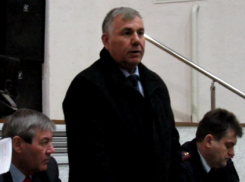 Глава Морозовского района на видео объяснил, почему Совет ветеранов не получает финансовой поддержки от администрации