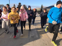 Чемпионами пробега в честь Дня освобождения Морозовска стали Николай и Анна Игнатенко 