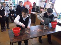 Конкурсами, гаданиями и веселыми играми отметили Крещенский Сочельник в хуторе Старо-Петровском