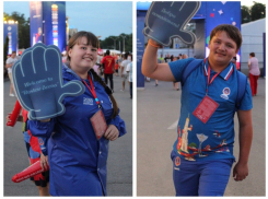«Дай пять!», - волонтеры из Морозовска поделились впечатлениями о чемпионате мира