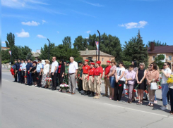 Жители Морозовска почтили память героев Великой Отечественной войны