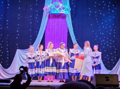 Мамины дочки покоряют область: семья Черничкиных взяла серебро на творческой ассамблее