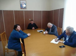 «Район получит автобусы из Москвы и средства на ремонт домов культуры»: депутат ЗС Виктор Халын