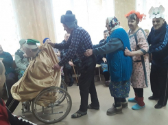 Инсценировку русской народной сказки «Репка» провели в ЦСО Морозовского района