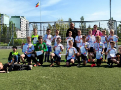 Юные футболисты из Морозовска обыграли Элисту на турнире в Волгодонске