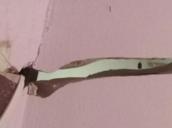 Признают ли дом для сирот с трескающимися стенами в Морозовске аварийным? 