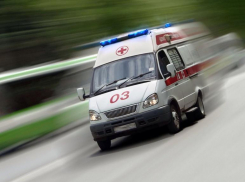 Есть погибший: на трассе под Морозовском столкнулись «Рено» и «Газель»