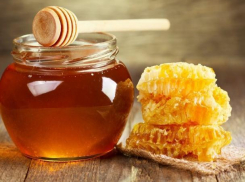 Вкуснейшими медовыми рецептами поделились читатели «Блокнота»