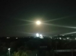 Красивое и яркое суперлуние увидели морозовчане в последнюю ночь сентября
