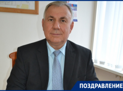 «Будущее нашего района зависит от вас»: глава администрации Морозовского района поздравил  студентов 