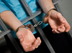 Сотрудники полиции Морозовска задержали торговца марихуаной