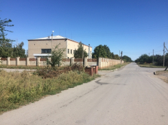 Целых четыре квартала асфальта удалось найти на улице Дербенцева в Морозовске