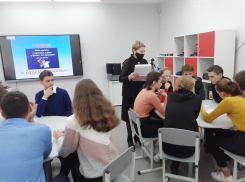 Брейн-ринг «Правонарушения и преступления» прошел в «Точке Роста» школы №4 в Морозовске