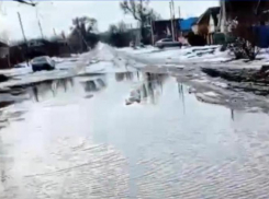 «Вопрос будет рассмотрен»: в администрации обратили внимание на проблемный участок дороги в Морозовском районе 