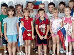 Письмо в редакцию: День рождения Российского флага отметили детском саду № 8 «Родничок»