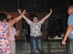 Веселый праздник в честь Дня станицы подготовили для односельчан в Вольно-Донском доме культуры