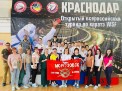 Общекомандное второе место во всероссийском турнире и более 50 медалей: каратисты из Морозовска снова в числе победителей