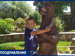Никиту Коротина с пятилетием поздравили родные